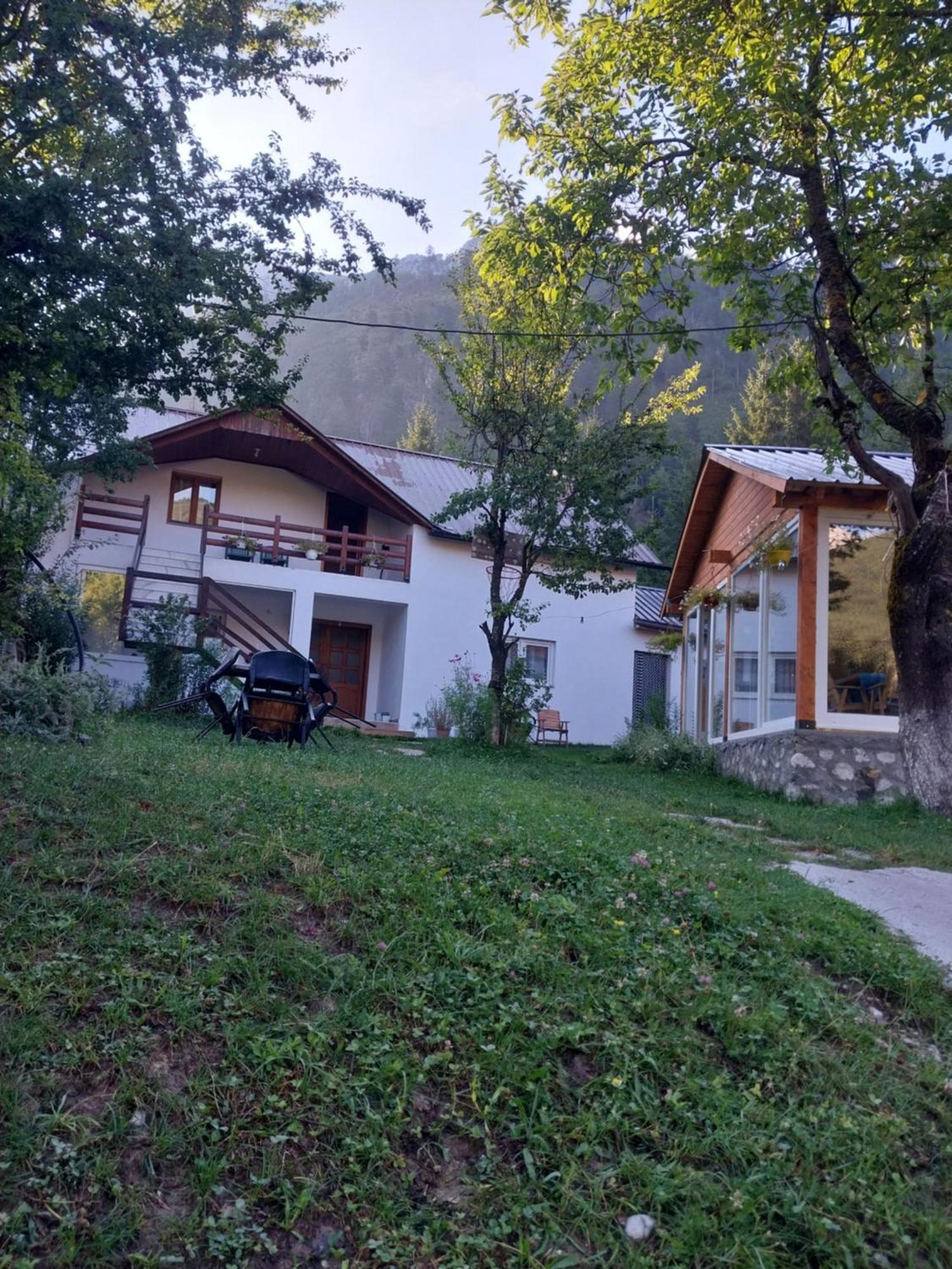 Bujtina Arlindi Nocleg ze śniadaniem Valbone